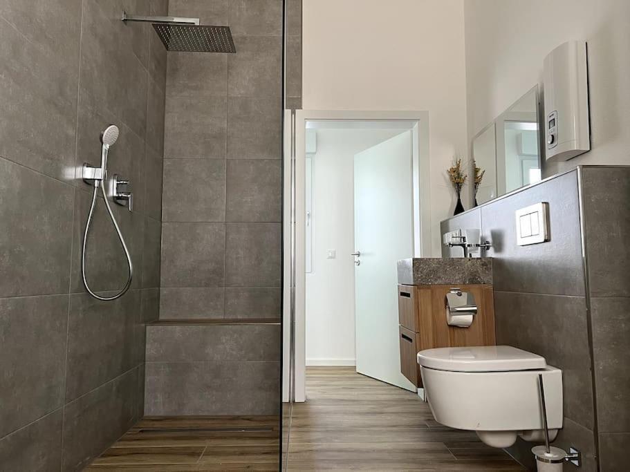 Moderne, Stilvolle Ferienwohnung In Eich Eich  Dış mekan fotoğraf
